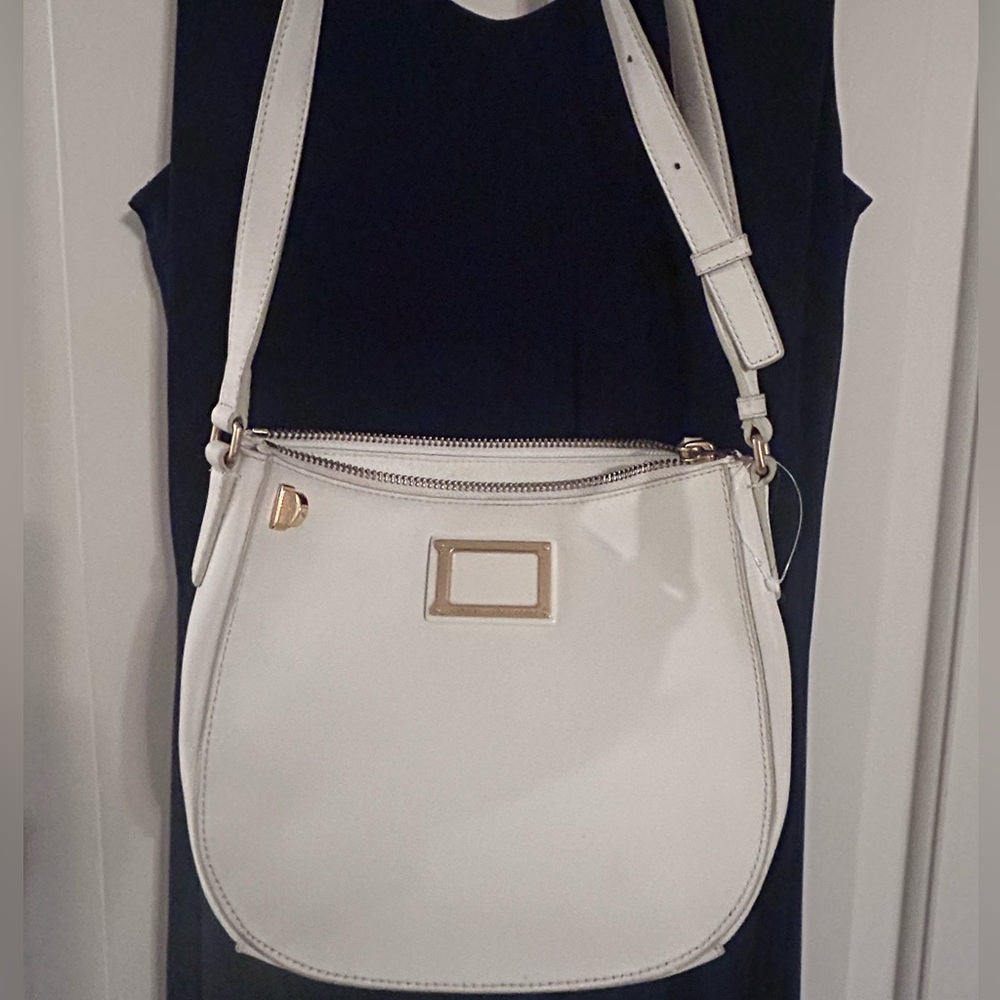 Marc Jacob’s NWT White Leather Bag Gold Accents
